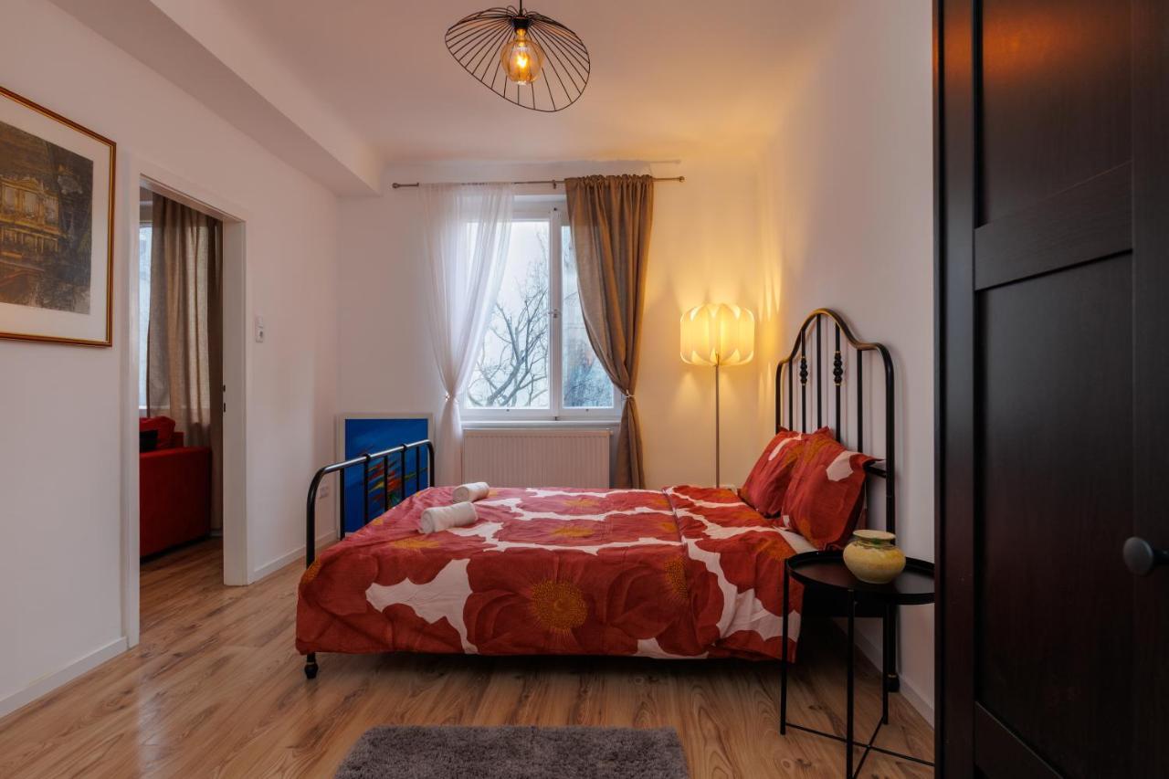 וינה Cosy Brand New Apartment מראה חיצוני תמונה